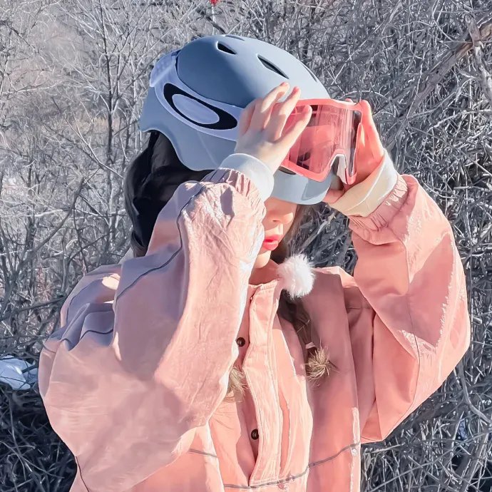 飘雪六月天